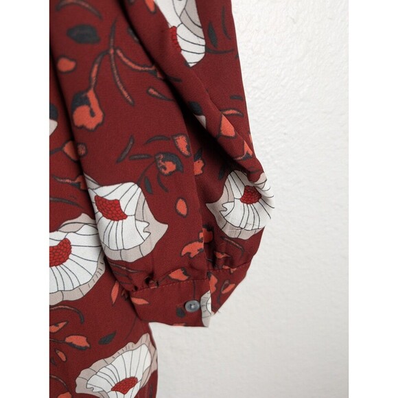 LOFT Burgundy Floral Split Neck Roll Tab Sleeve Blouse, Size S 182 - Picture 4 of 6